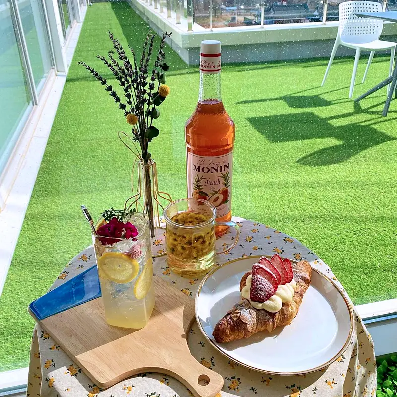 네모세모 강원 속초 맛집 전국 택배 가능 국내최초 달콤한 캐릭터빵 과자의 성 체험 테마파크 맛있는 베이커리 카페