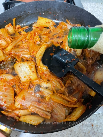 볶음김치-레시피-참기름으로-마무리