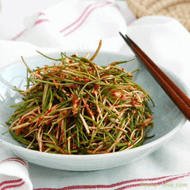 달래 무침