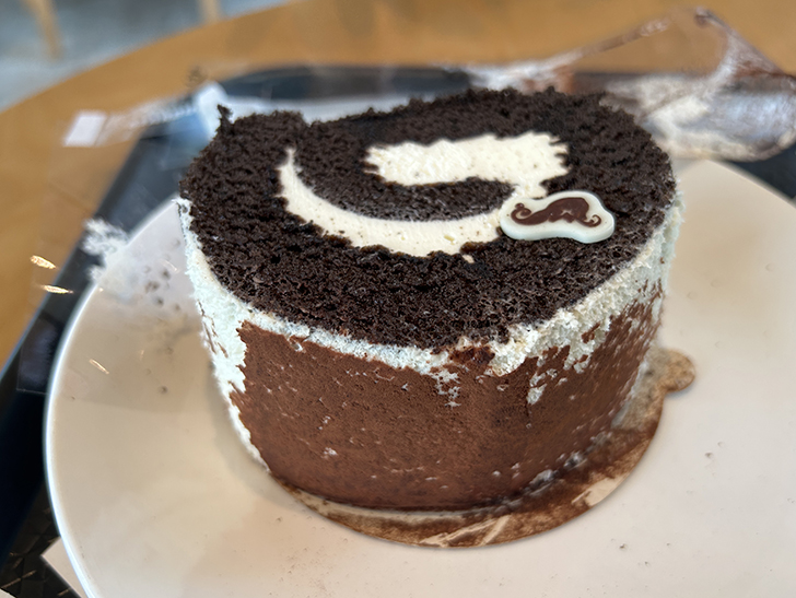 스타벅스-티라미수롤-케이크