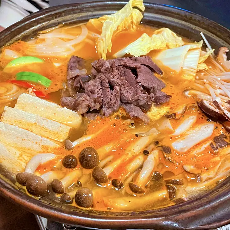 투데이 맛있는 메뉴 뭉티기 육회, 한우 아롱사태 수육, 소고기 전골, 오드레기 맛있는 족발집 추천 부산 수영 광안동 맛집
