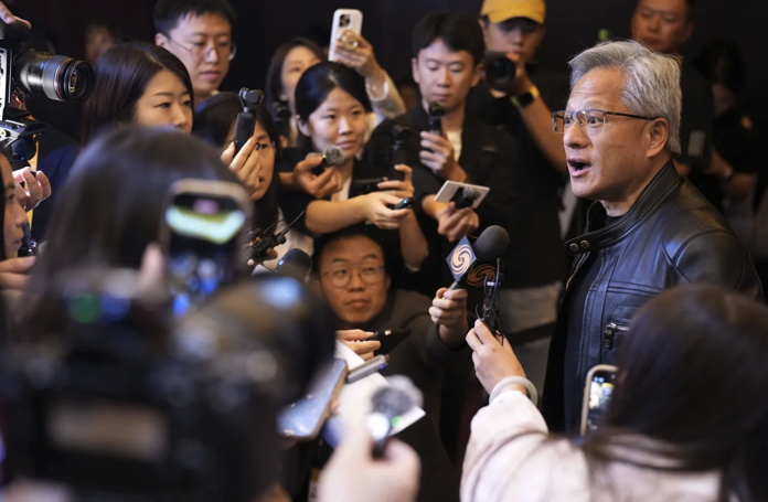 엔비디아 주가 4%↑·AMD 주가도 6.4%↑… AMD "MI308 승인 즉시 판매 개시"