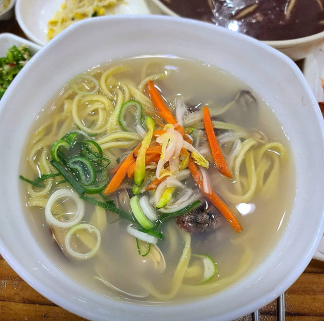 광주 야구장 근처 맛집 먹거리 기아챔피언스필드 기아 임서방숯불구이 청와대 임동초밥집 영발원 김가네영양해물칼국수 명태어장 금바다수산 900달러 임동제니스점 풍성한칼국수 영미오리탕