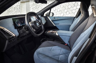BMW iX 