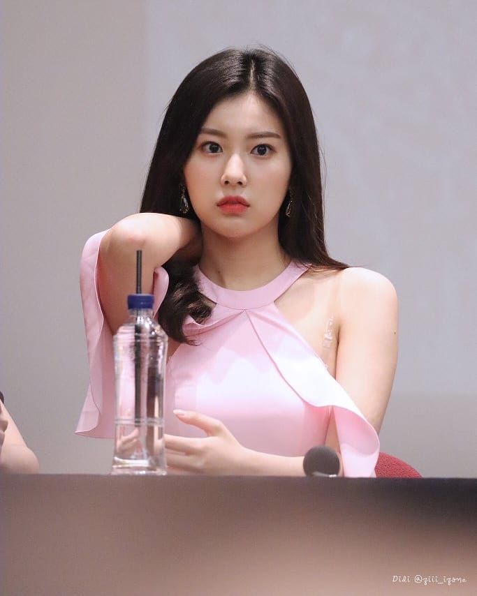 아이즈원 강혜원 몸매 키 아이즈원 강혜원 몸매 키