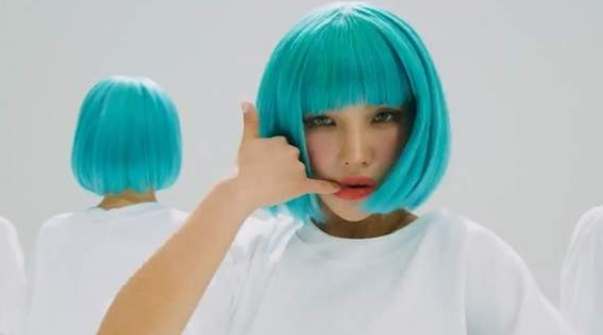 여자 아이들 wife 가요심의 뮤비 사진