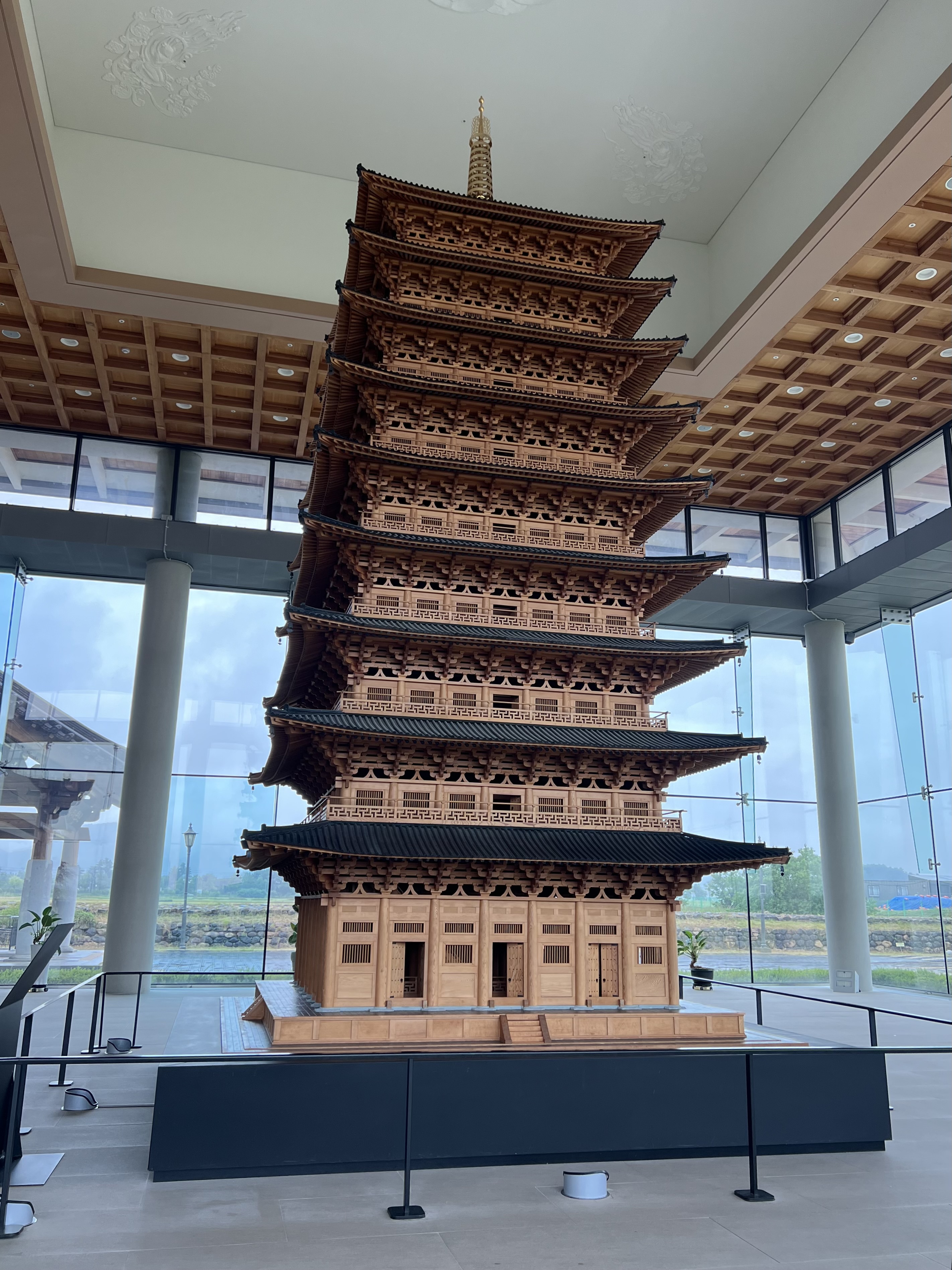 황룡사역사문화관, 경주실내가볼만한곳, 경주아이와가기좋은곳,경주여행, 경주역사여행,황룡사9층목탑, 황룡사9층목탑복원, 경주비오는날, 황룡사9층목탑 크기