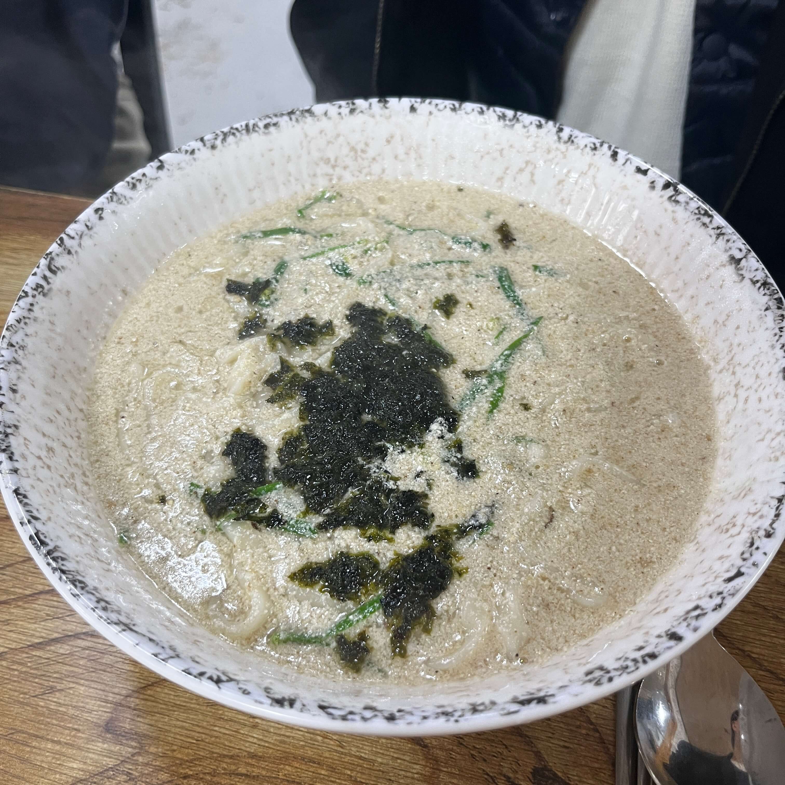 들깨칼국수 사진