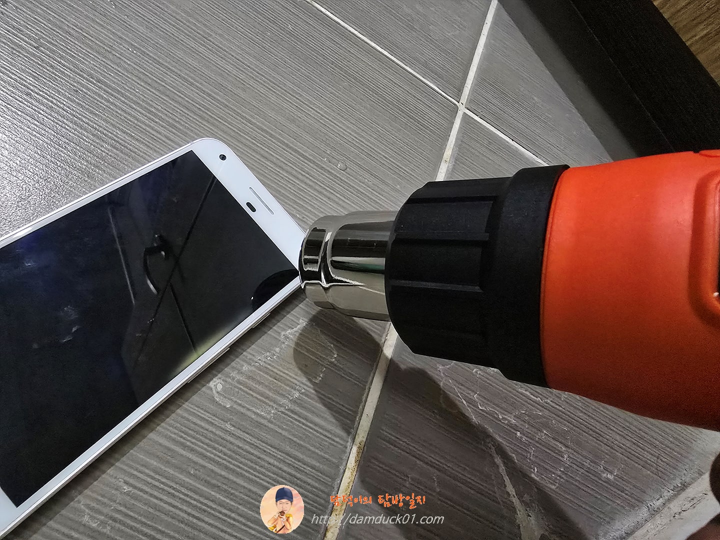 구글 픽셀 배터리 교체 실패