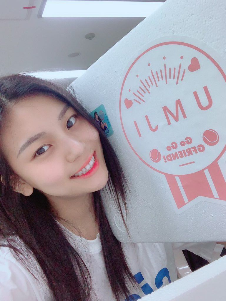 여자친구 팬사인회 사진 모음