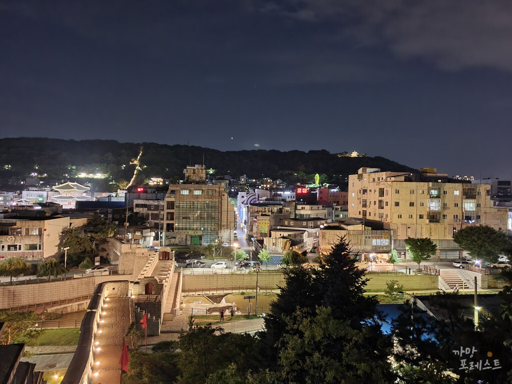 수원화성 남수문 풍경