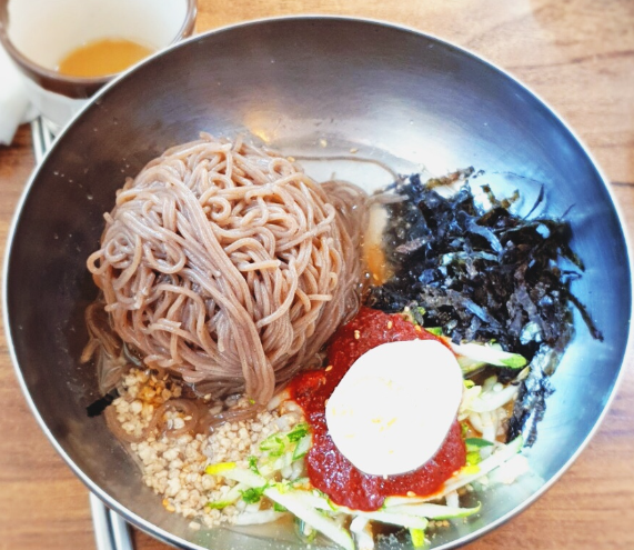 비빔막국수 사진