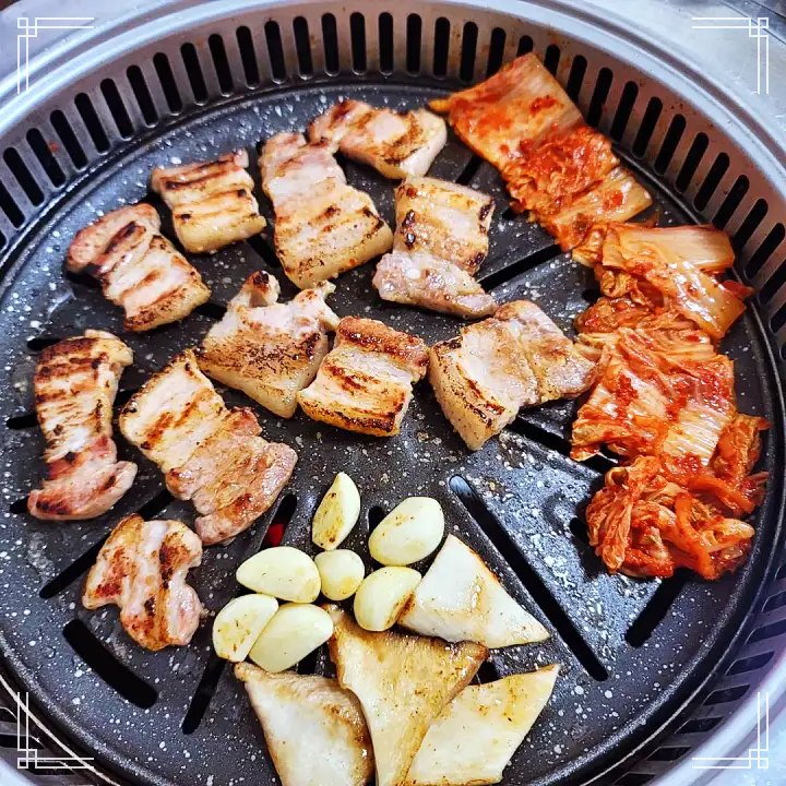 토요일은 밥이좋아 군포 당동 된장박이 삼겹살 맛집 생삼겹 통삼겹 된장에 넣어 숙성 나만 알고싶은 현지인 추천 토밥 좋아 방송정보