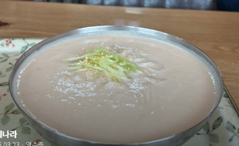 명성콩국수-어머니와콩국수