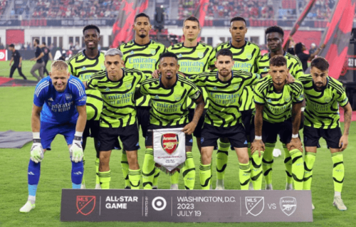 아스날 축구 관련 사진 이미지입니다.