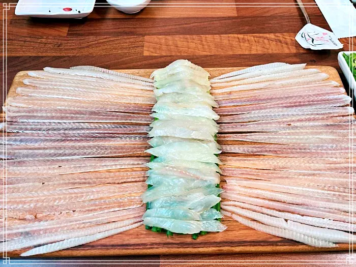 양양 낙산해수욕장 맛집 바다 낚시 3만원, 상차림비 5천원 횟집, 참가자미