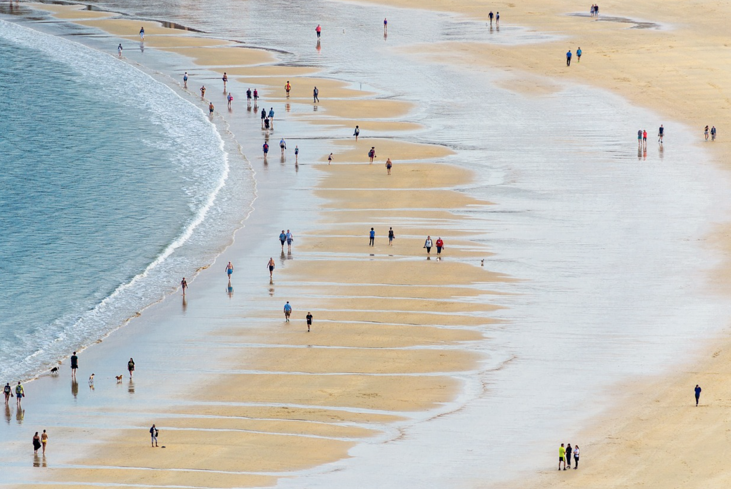 스페인 해변가 사진