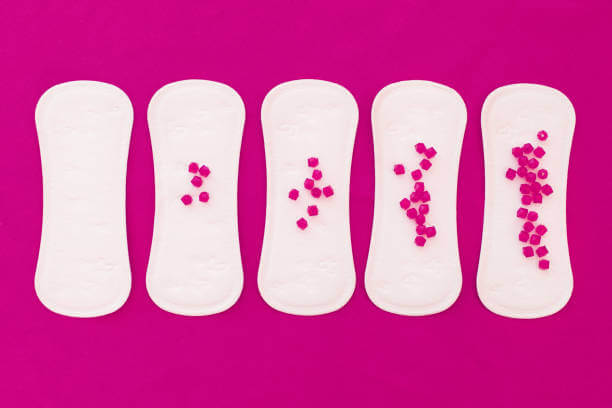 임신 가능일 계산 이런 방법을 아세요? 생리, 배란일을 계산하는 기준은 있지만 사람마다 조금씩은 다르게 계산을 하게 됩니다. 그건 생리가 불규칙해서 그러는데요~ 배란을 예측하는 방법이나 임신 가능일 계산을 알아볼까요~~