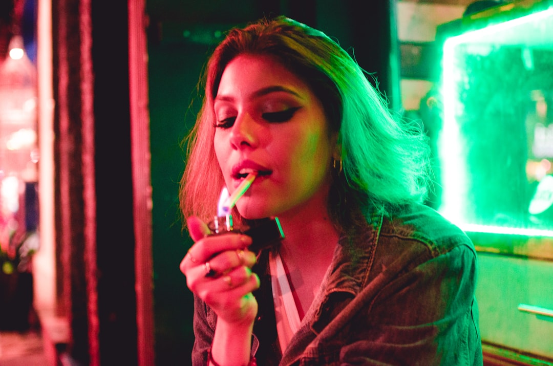 Cigarette
