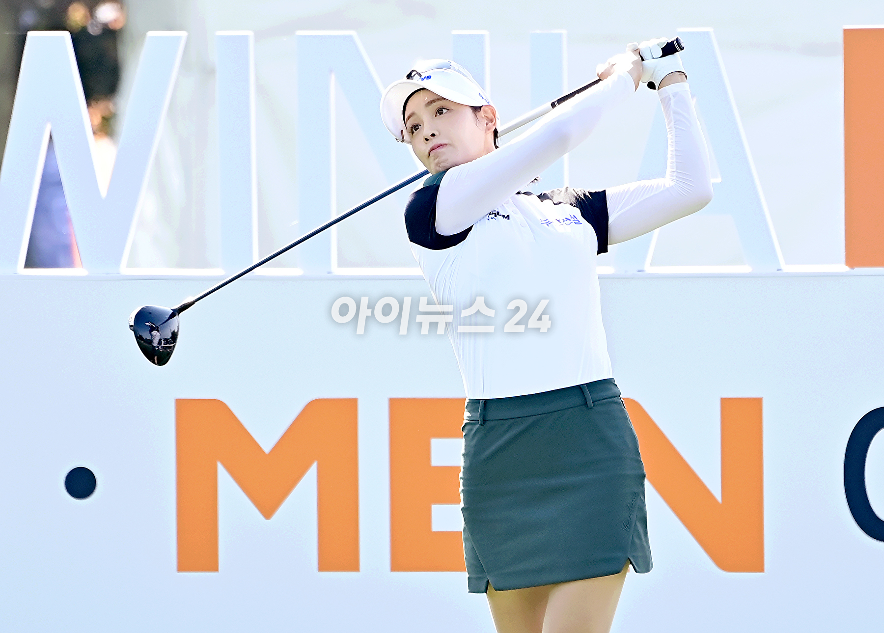 박채윤이 7일 경기도 포천에 위치한 대유몽베르 컨트리클럽(파72ㅣ6,590야드)에서 '대유위니아 MBN여자오픈'(총상금 10억 원, 우승상금 1억 8,000만 원) 1라운드에서 티샷을 하고 있다. [사진=곽영래 기자]