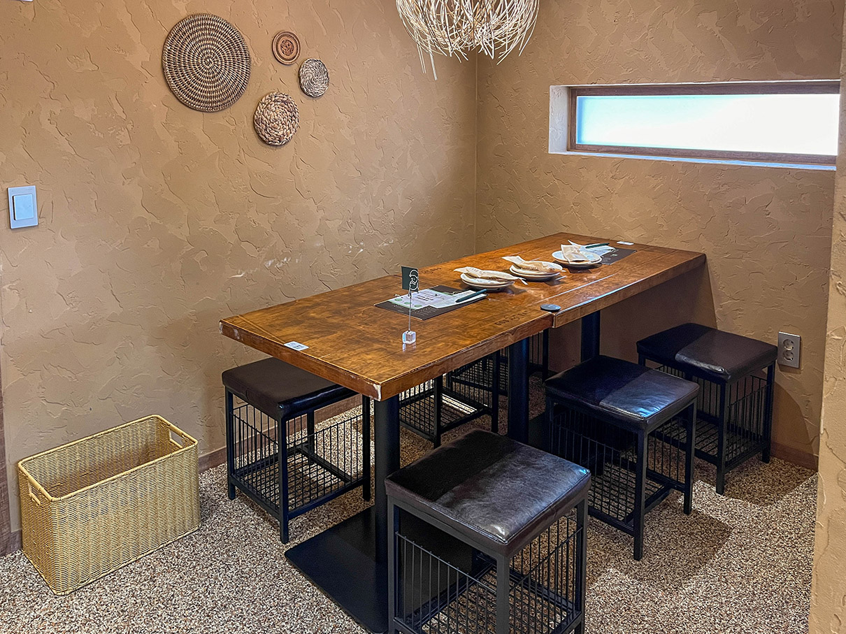 갓잇 해리단길점 내부