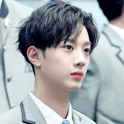 라이관린 나이 소속사 (+인스타 프로필 흡연 사과)