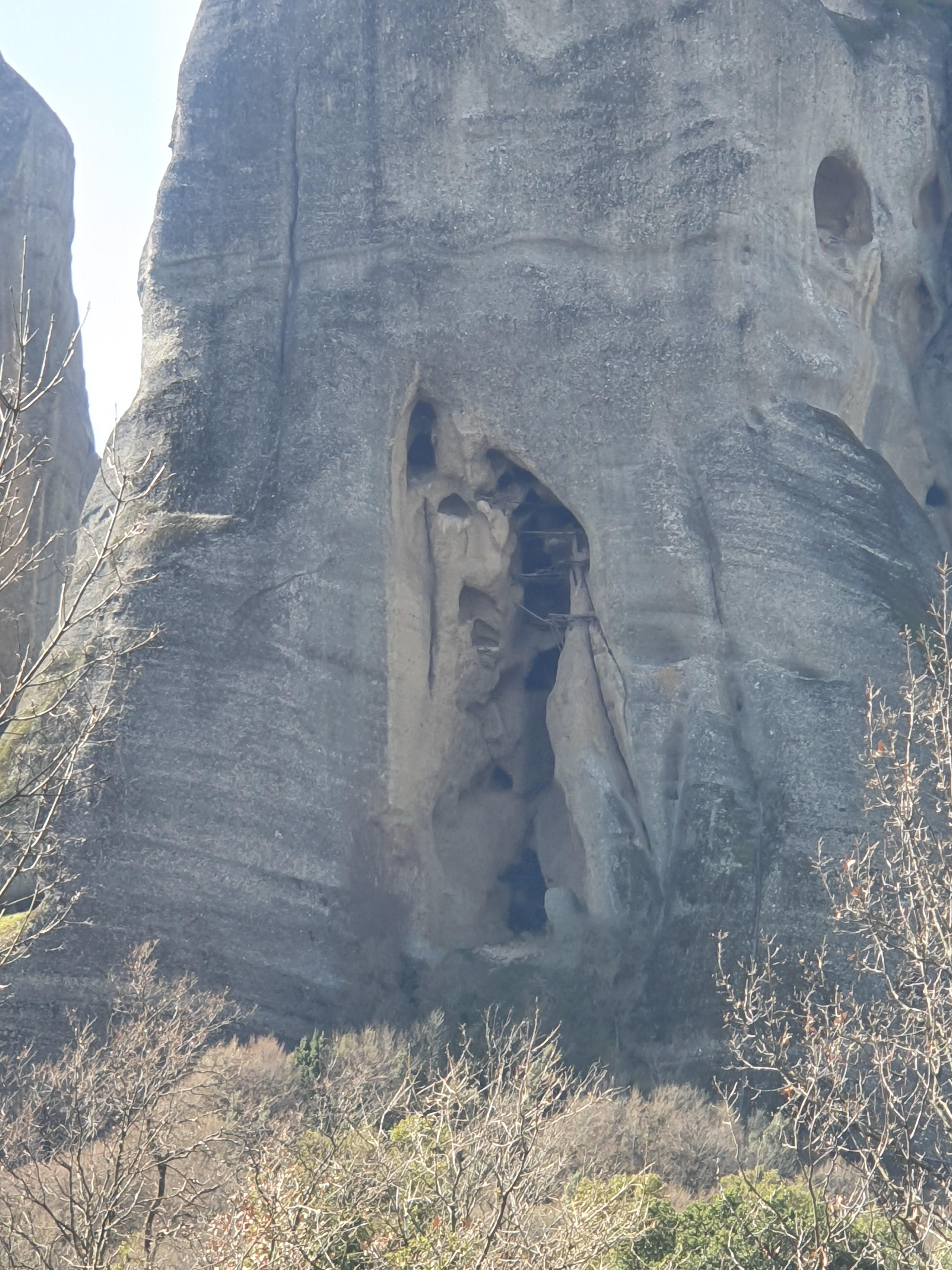 그리스 메테오라 바도바스의 은둔 동굴