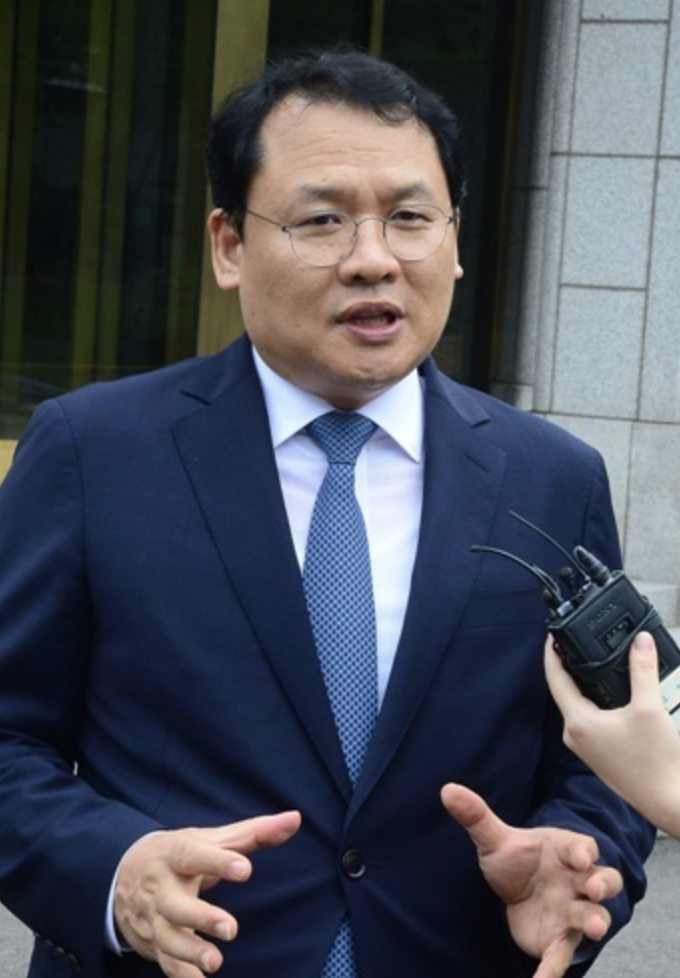 강신업의 법과정치