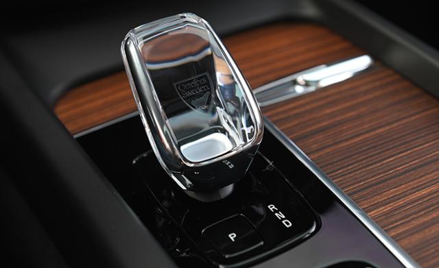 볼보 V60 크로스컨트리 얼티메이트