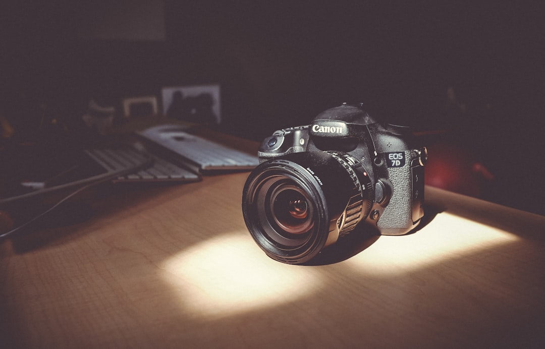 Lens