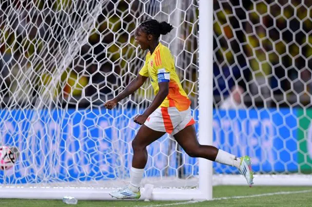 U20 여자 축구 린다 카이세도 골장면