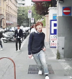 드라마 짤 영상, 애니메이션 캐릭터 모션 변환하는 방법 (Domo AI 활용법) AI로 밈 영상을 애니메이션 변환 지브리 스타일