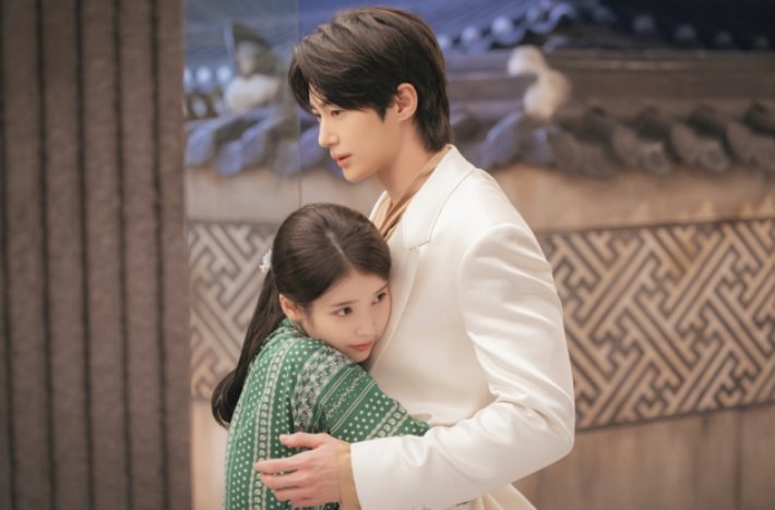 21์ธ๊ธฐ ๋๊ตฐ๋ถ์ธ ๊ณต๊ฐ ์คํธ ์ปท