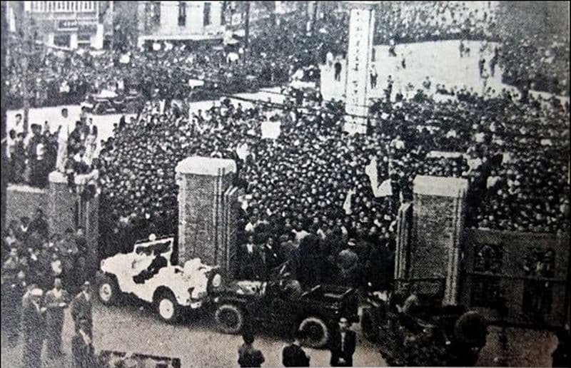 38민주의거 거리로 나선 시민들