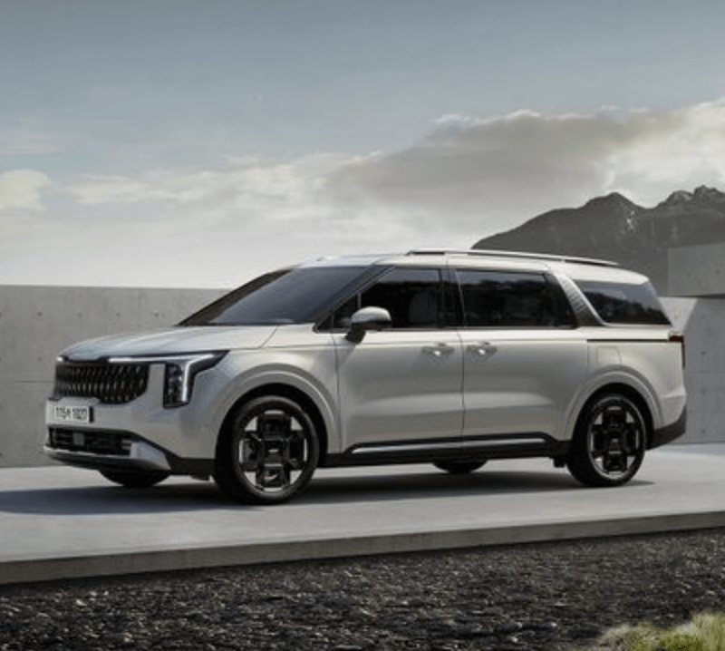 카니발 페이스리프트 외관디자인 이미지