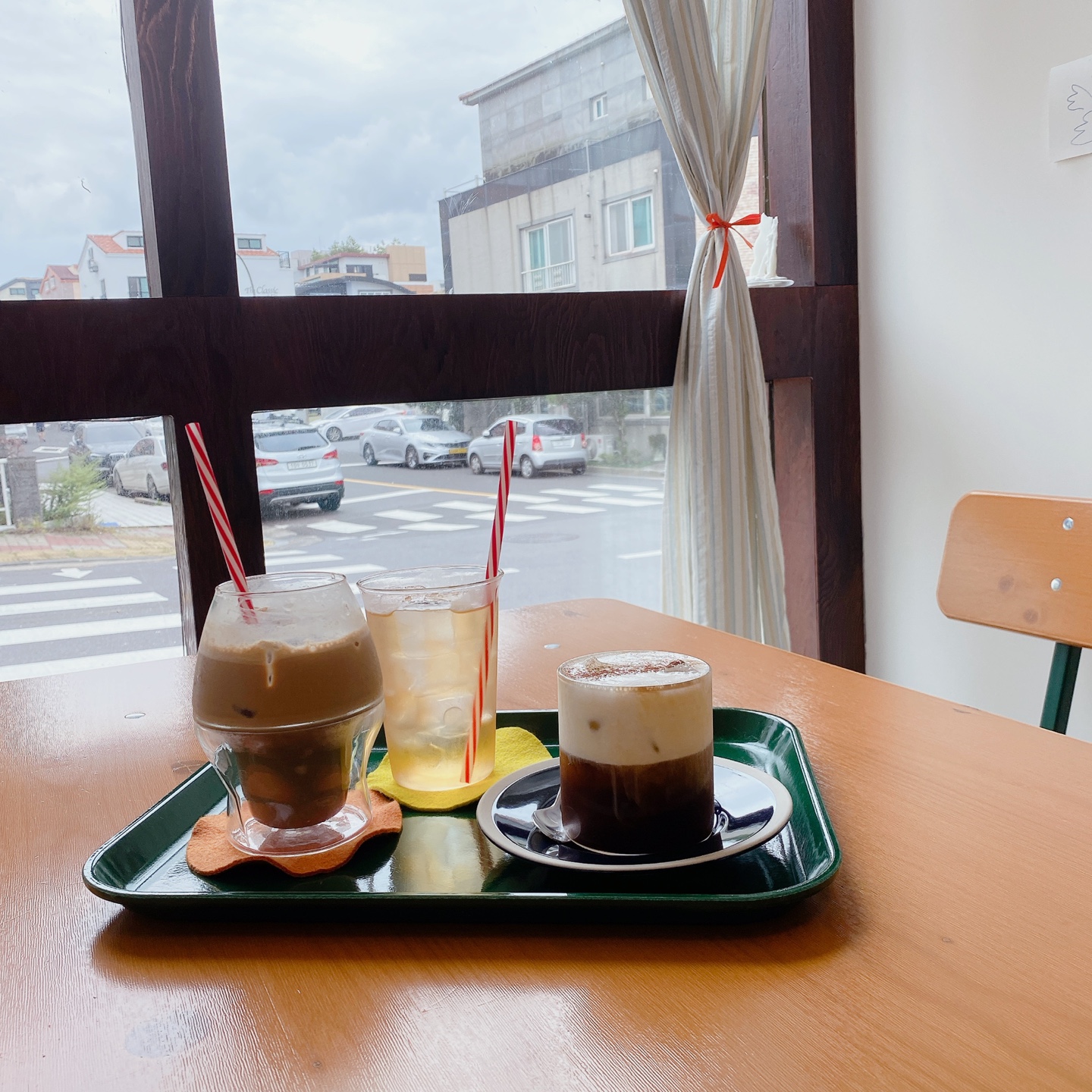 제주 공항근처 이도이동 제주도민 카페 3초기억 카페 금붕어 주차 리뷰 추천