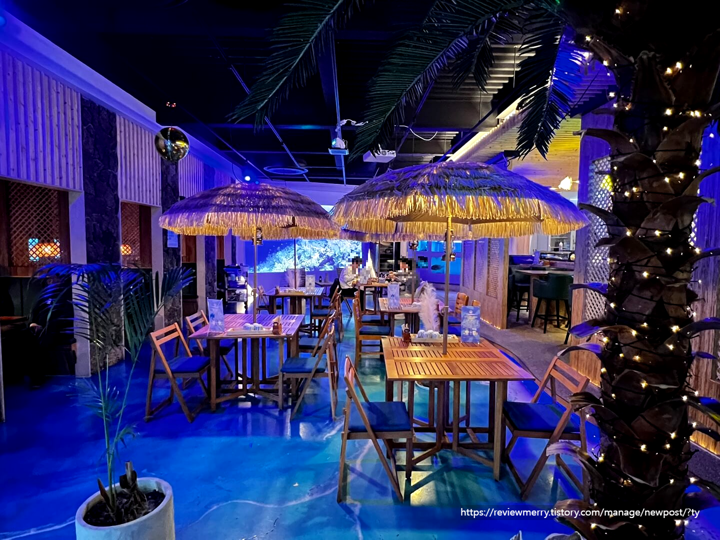 가게 내부 인테리어