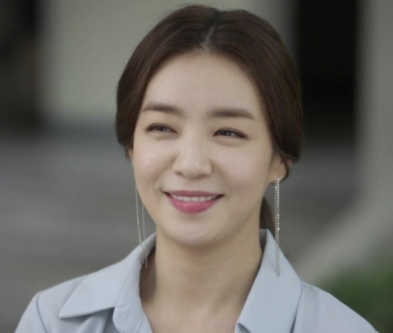 박선영 미소