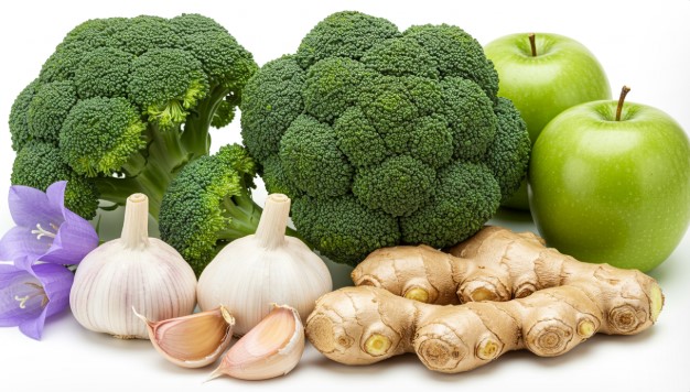 죽은 폐도 살리는 음식 5가지(브로콜리, 마늘, 도라지, 생강, 사과)