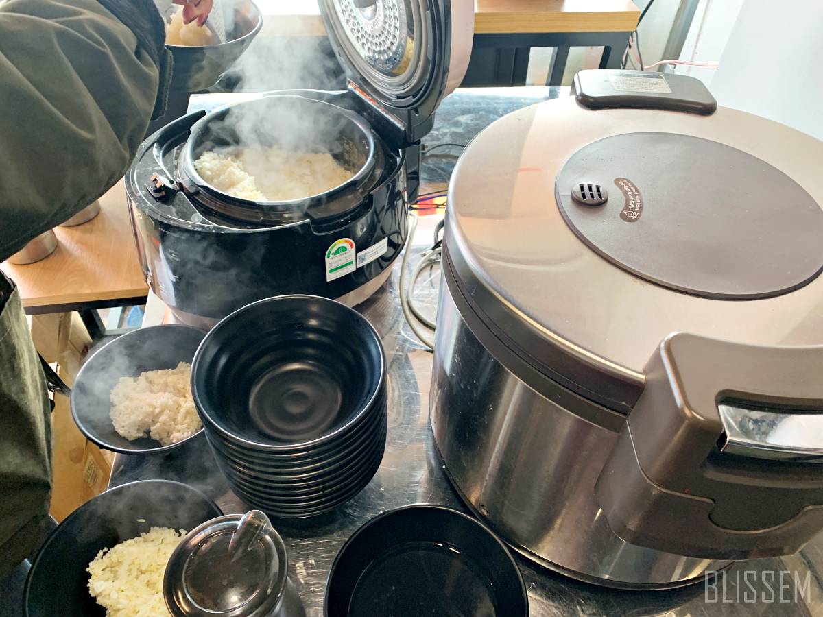 용산맛집-용산부대찌개-용산국제회관-부대찌개맛집-부대찌개-스테이크-미군부대찌개