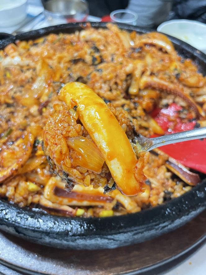 서남만찬-돌솥오징어볶음