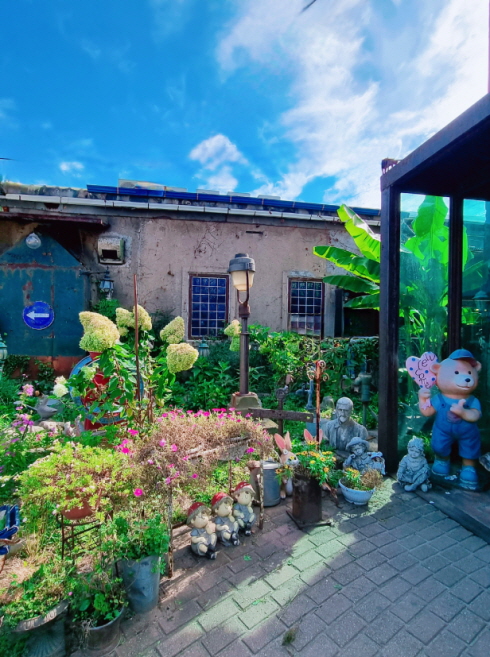 인천 강화도 조양방직 카페: 레트로한 포토존, 음료 할인받는 방법