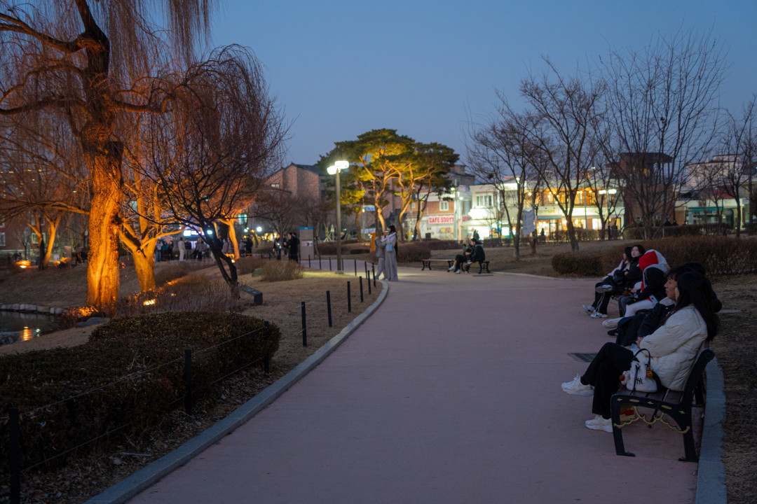 방화수류정 공원산책