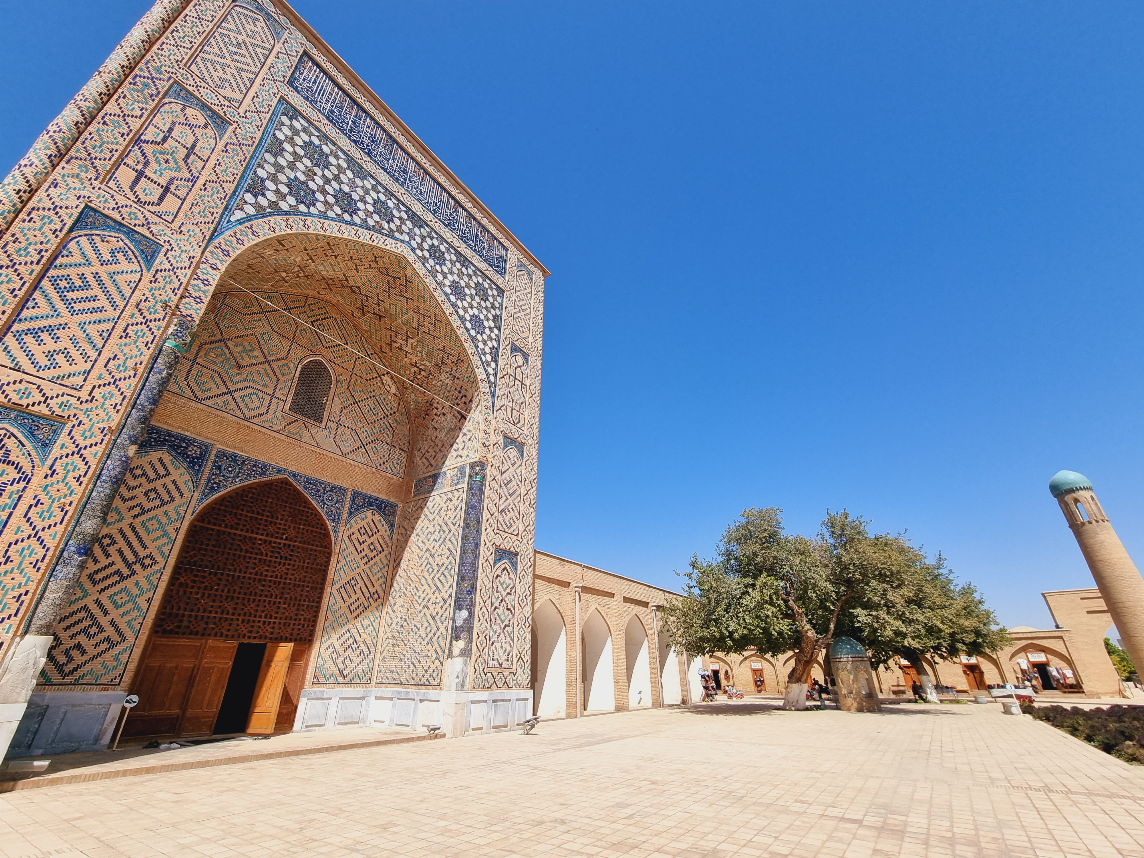 아크 사라이 궁전의 내외부 모습