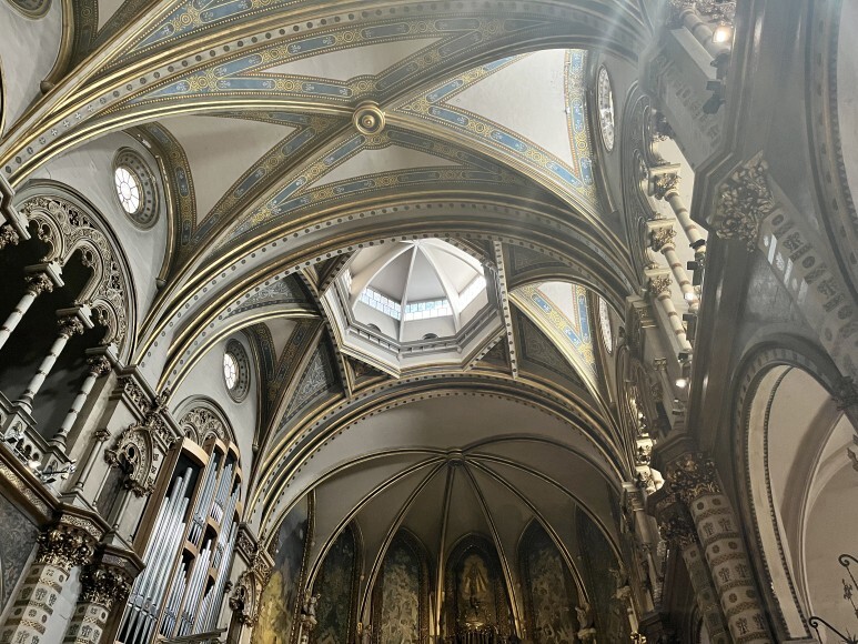 몬세라트 수도원