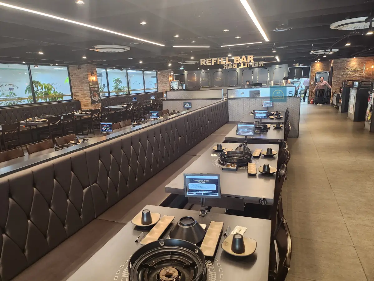 소담촌-화정점-내부-테이블