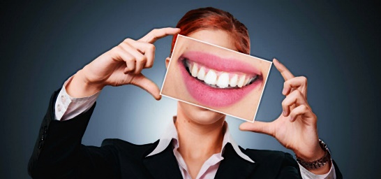 딸꾹질멈추는법-이미지