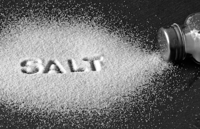 🧂 나트륨, 얼마나 줄여야 할까?— 짠맛의 유혹과 건강 사이에서 균형 잡기