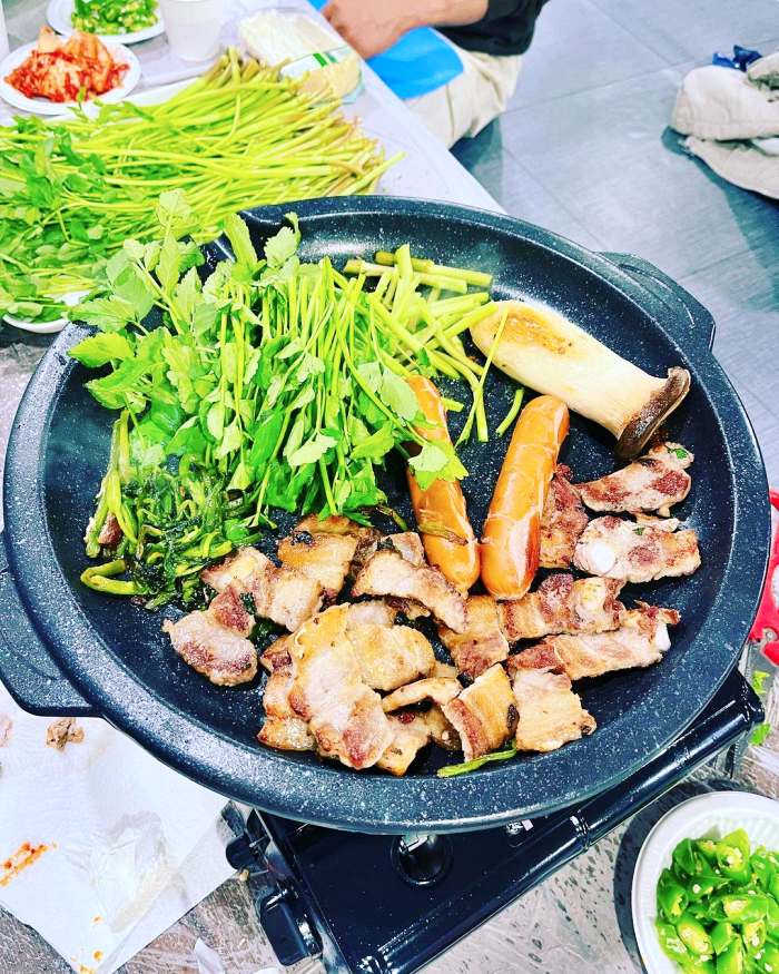 생방송 오늘저녁 김포 미나리삼겹살 맛집