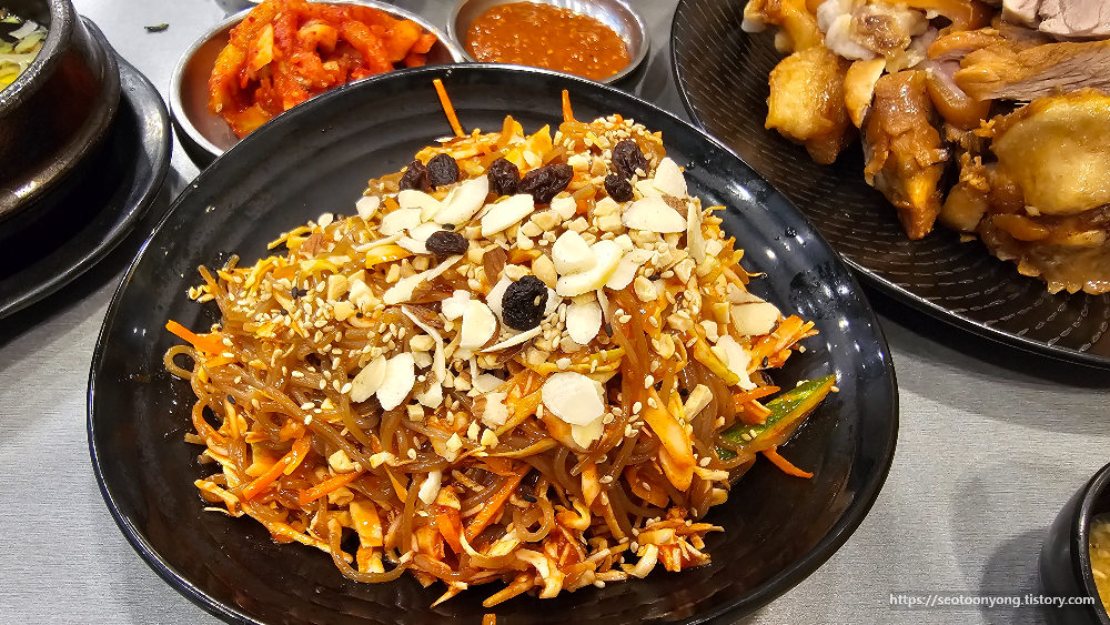 송가족발 막국수